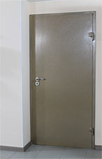 Металлическая дверь с порошковым напылением